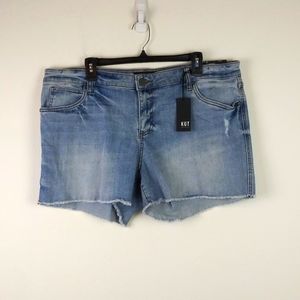 KUT FROM THE KLOTH Gidget Fray Hem Shorts